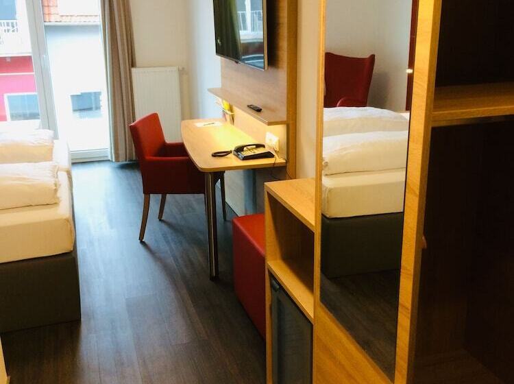 适合残疾人使用的标准间, Adesso Hotel Göttingen Pay At Property On Arrival Ihr Automatenhotel In Göttingen