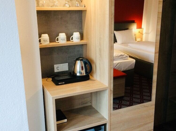 Номер Стандарт Адаптированный для Инвалидов, Adesso Hotel Göttingen   Pay At Property On Arrival Ihr Automatenhotel In Göttingen