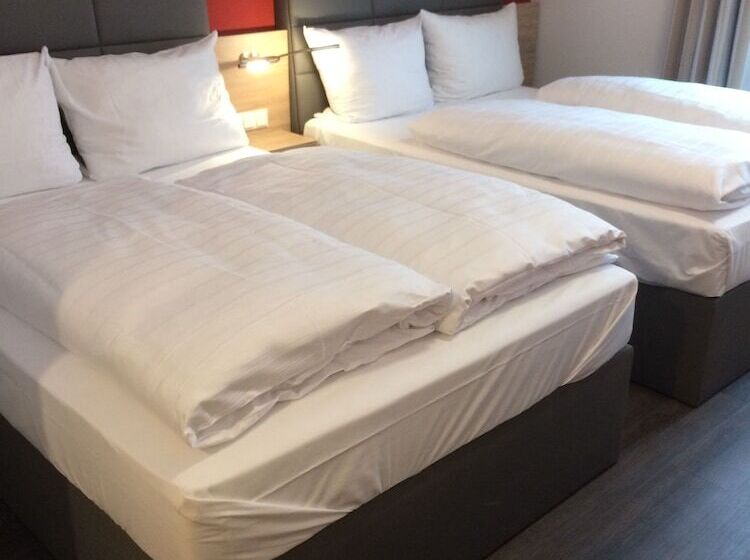 标准三人间, Adesso Hotel Göttingen Pay At Property On Arrival Ihr Automatenhotel In Göttingen