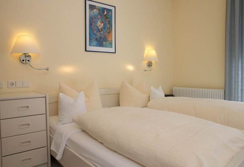 Standard-huone, Anika