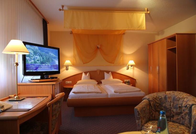 Superior-huone, Anika