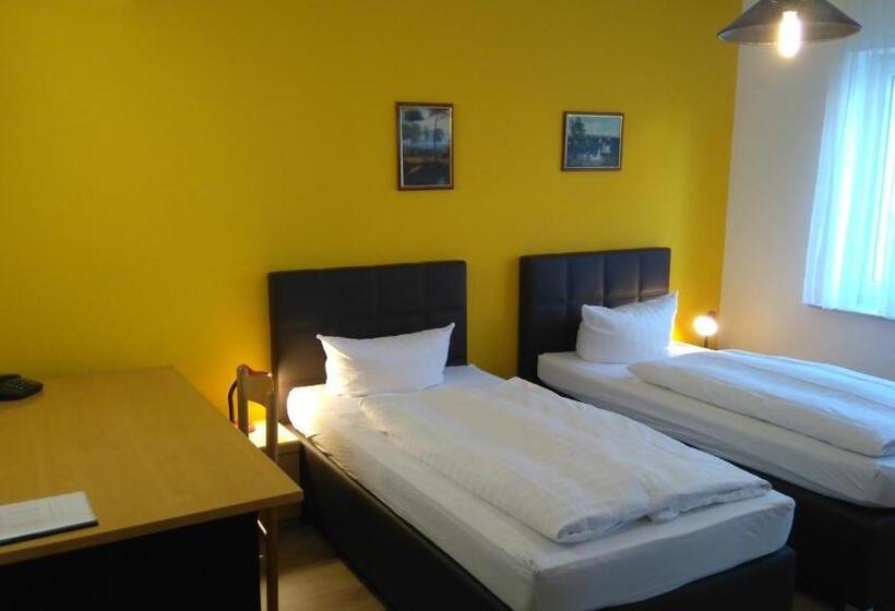 Standart Oda, Arheilger Hof