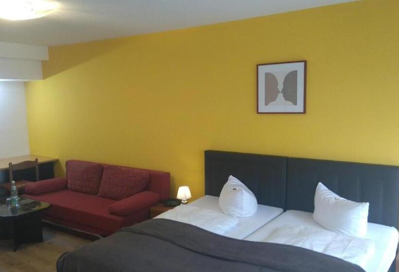 Rahat Oda, Arheilger Hof