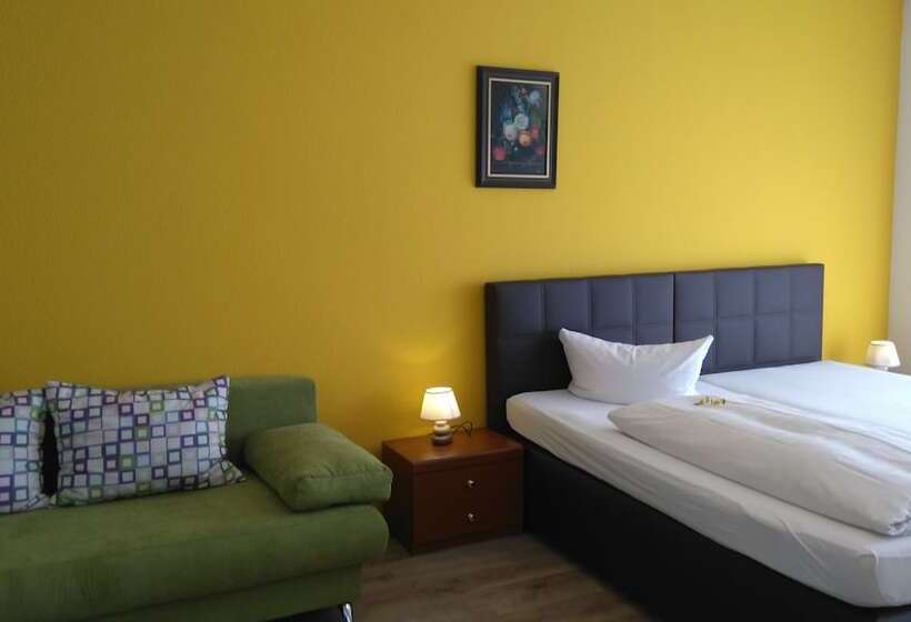 Rahat Tek Kişilik Oda, Arheilger Hof