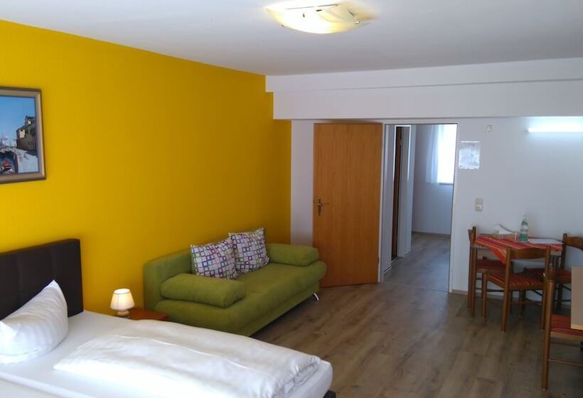 Rahat Tek Kişilik Oda, Arheilger Hof