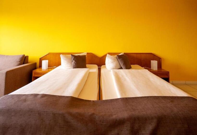 غرفة قياسية, Nahetal