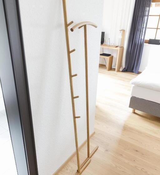 Номер Superior, Der Hirschen