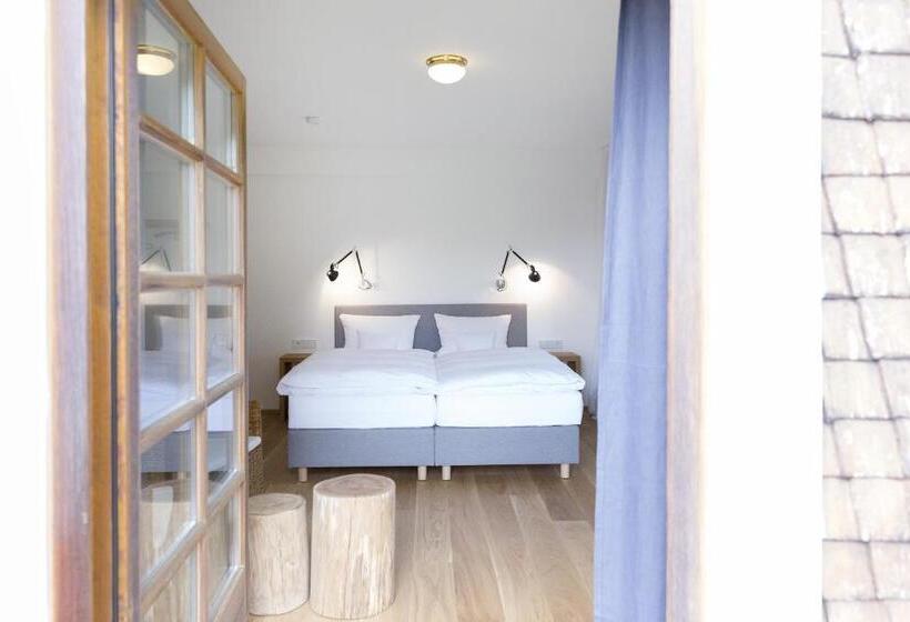 Номер Superior, Der Hirschen