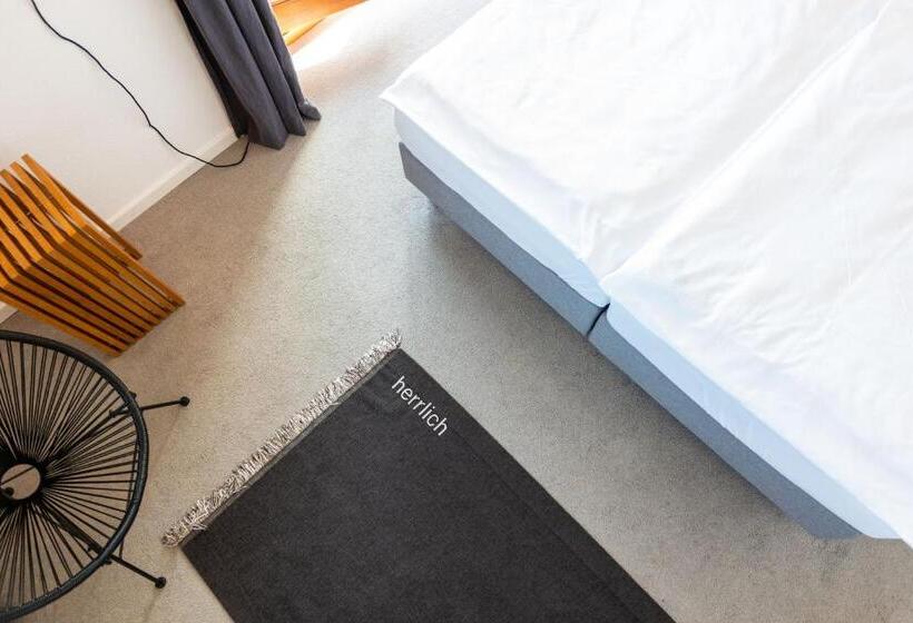 Номер Стандарт, Der Hirschen