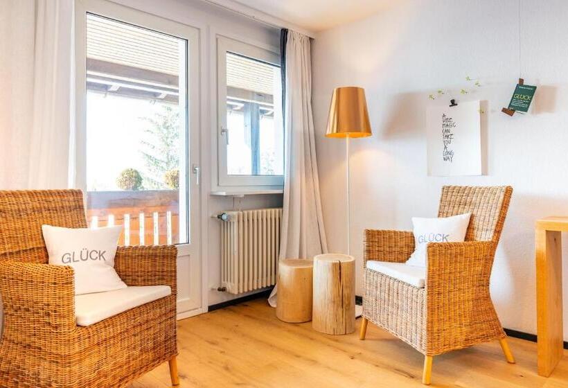 Номер Стандарт, Der Hirschen