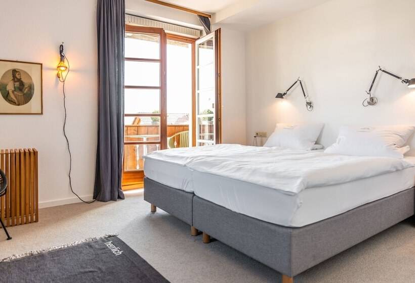 Номер Стандарт, Der Hirschen