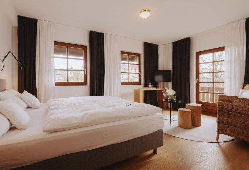 Номер Superior, Der Hirschen