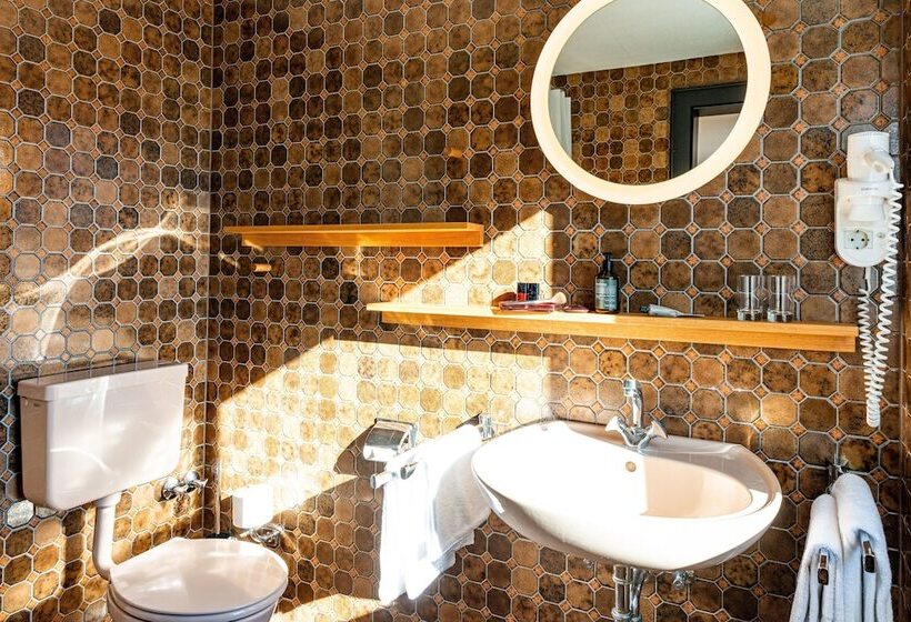 Номер Стандарт, Der Hirschen