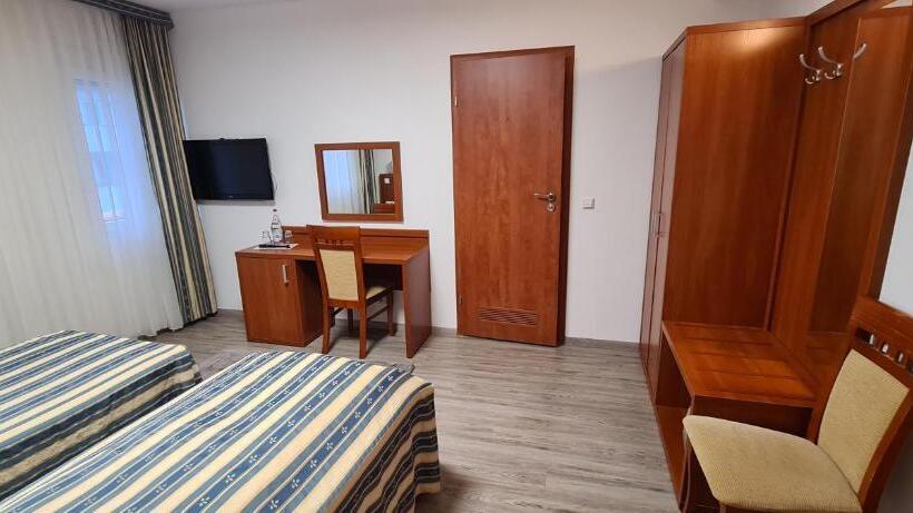 غرفة قياسية, M A S