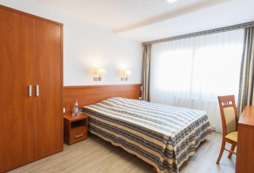 غرفة قياسية, M A S