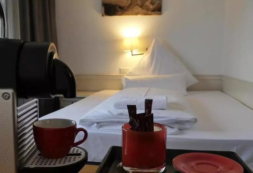 スタンダードシングルルーム, Restaurant Felderbock