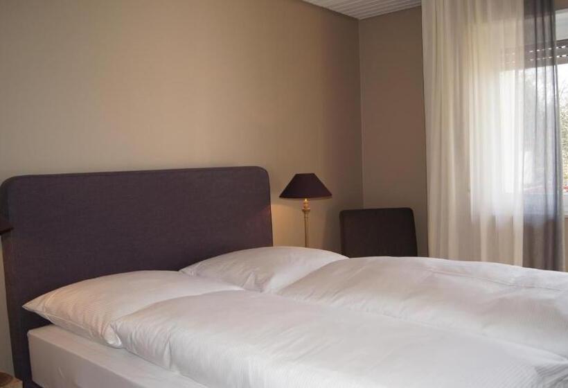 בית, 3 חדרי שינה, Restaurant Felderbock