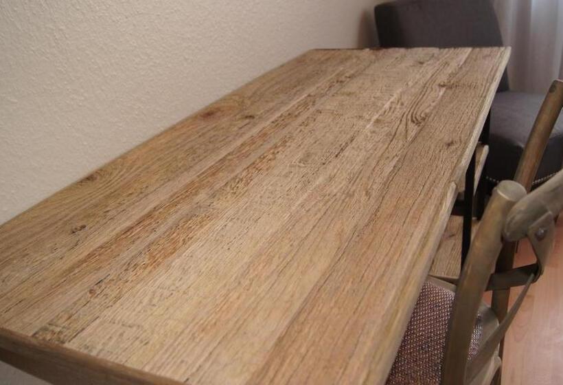 בית, 3 חדרי שינה, Restaurant Felderbock