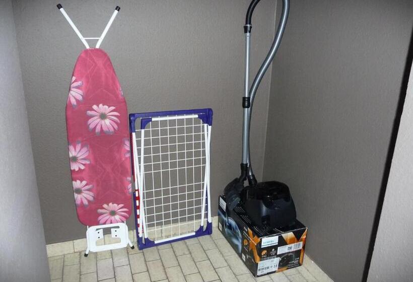 דירת שלושה חדרים, Restaurant Felderbock