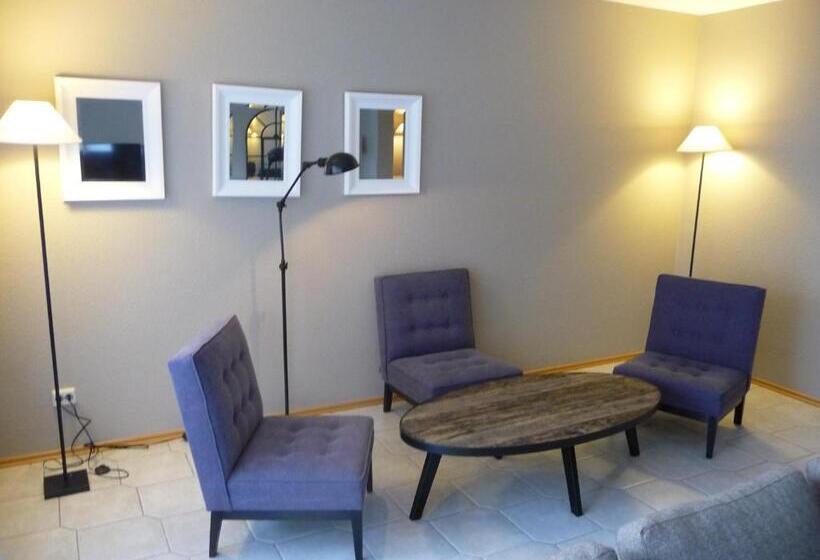 דירת שלושה חדרים, Restaurant Felderbock