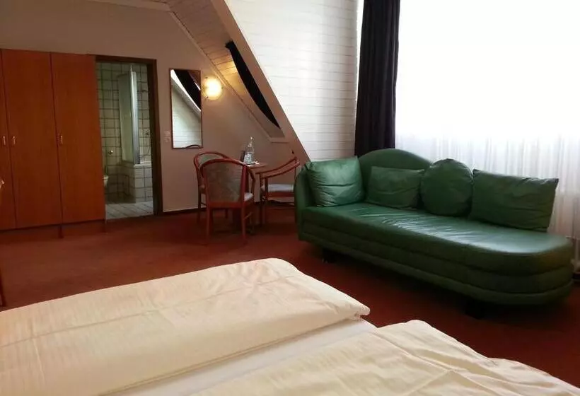 スタンダードトリプルルーム, Restaurant Klostermühle