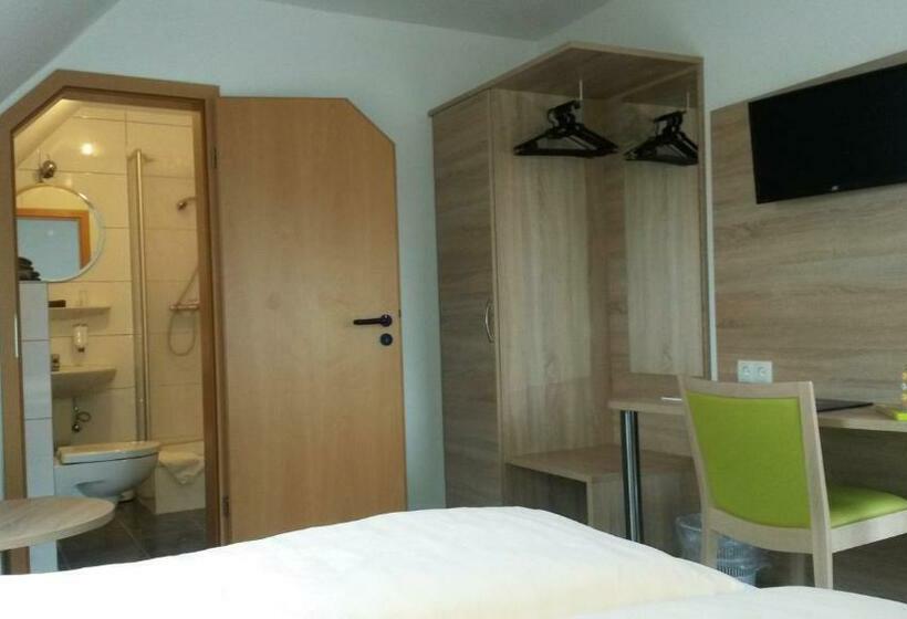 غرفة قياسية, Restaurant Zum Wacholderhain