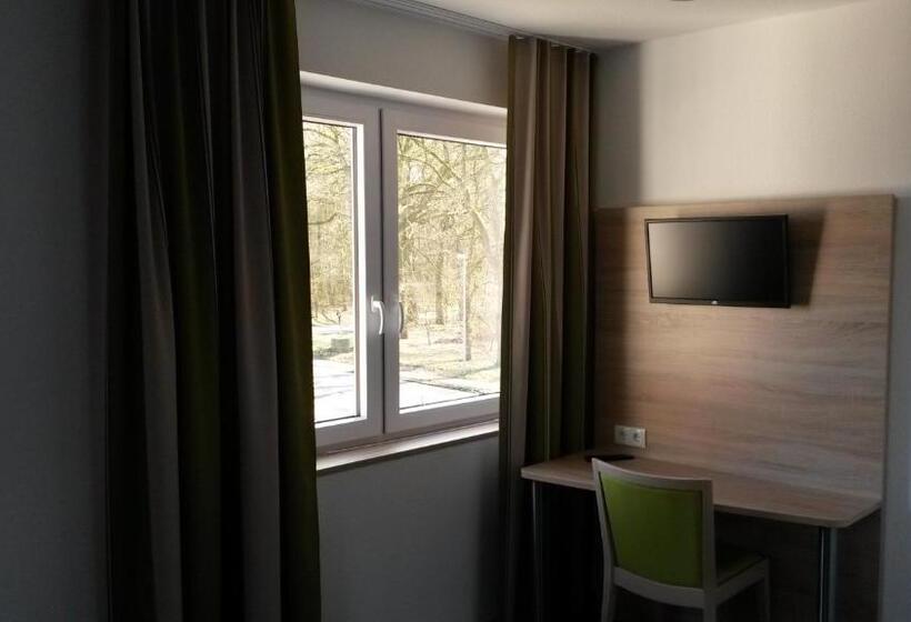 غرفة قياسية, Restaurant Zum Wacholderhain