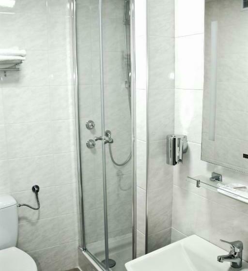 Номер Стандарт, Simonis