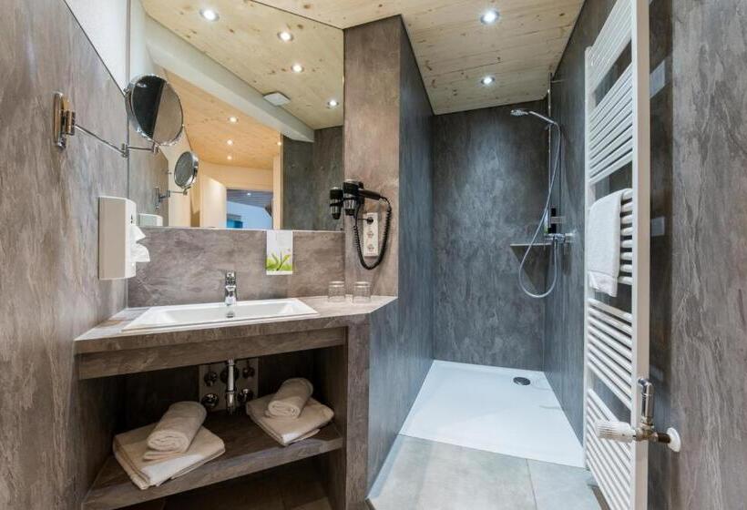 Номер Deluxe, Wellnesshotel Sonnenhof & Sonnhalde