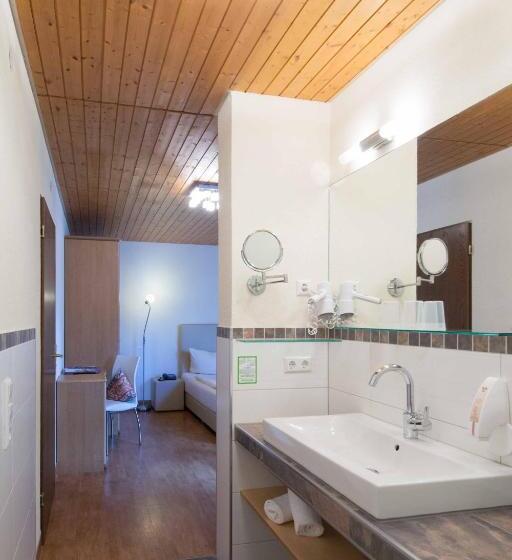 Номер Комфорт, Wellnesshotel Sonnenhof & Sonnhalde