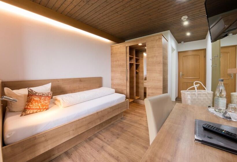 Номер Комфорт Индивидуальный, Wellnesshotel Sonnenhof & Sonnhalde