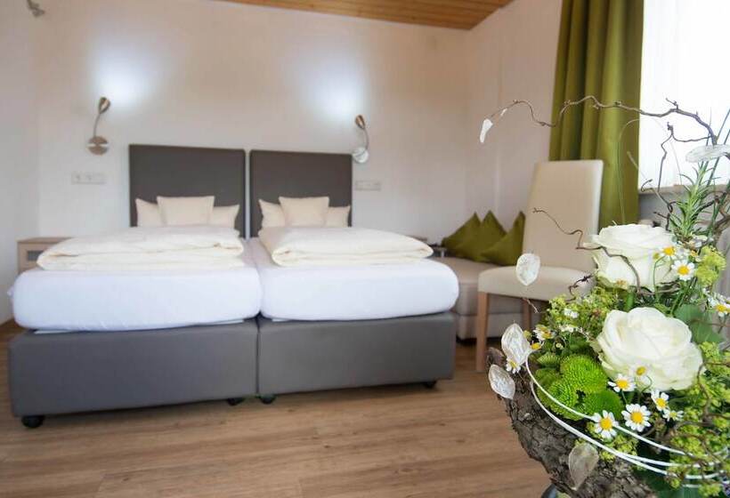 Номер Economy, Wellnesshotel Sonnenhof & Sonnhalde