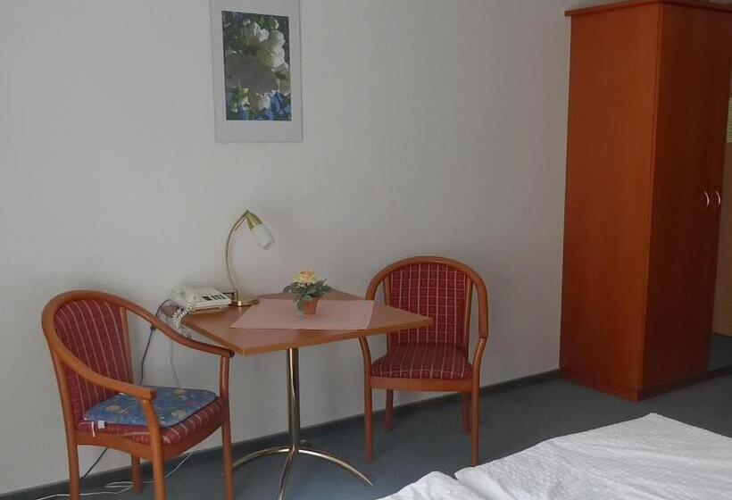 Номер Стандарт с Балконом, Parkhotel Bad Brambach
