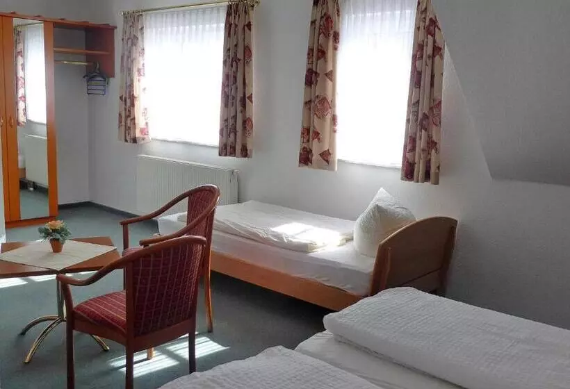 スタンダードトリプルルーム, Parkhotel Bad Brambach