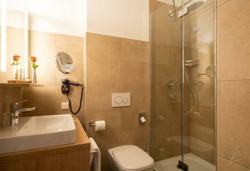 غرفة قياسية, Romantik Hotel Villa Sayn