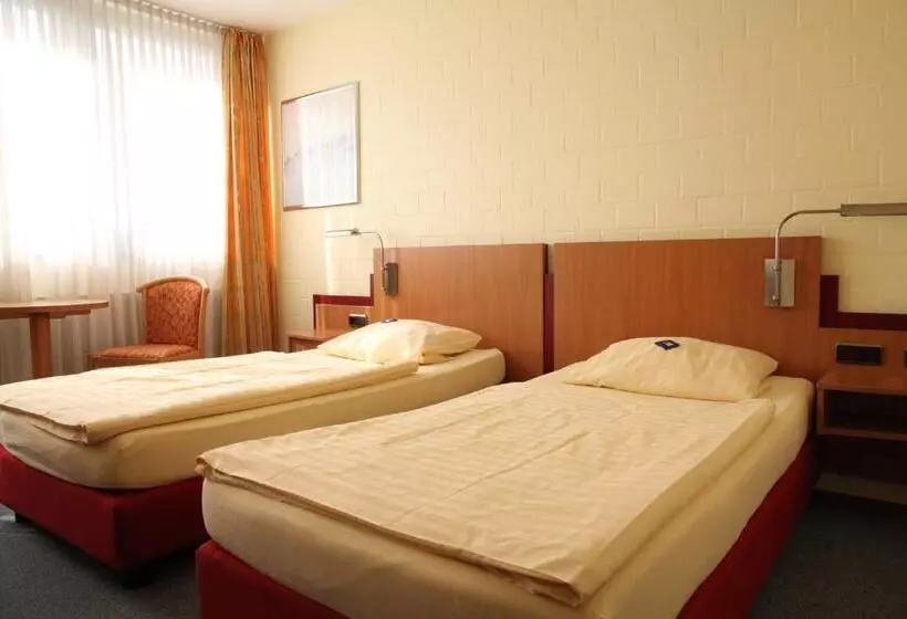 コンフォートルーム, Rtb Hotel   Sportschule