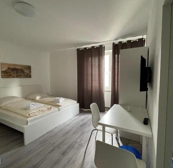 Номер Стандарт, Tyros Hotel Und Gästehaus Am Weidendamm