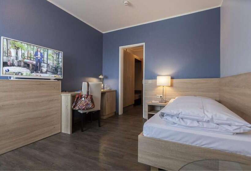 シングルデラックスルーム, Westerfeld