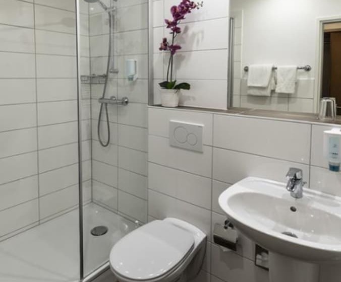 غرفة قياسية, Westerfeld