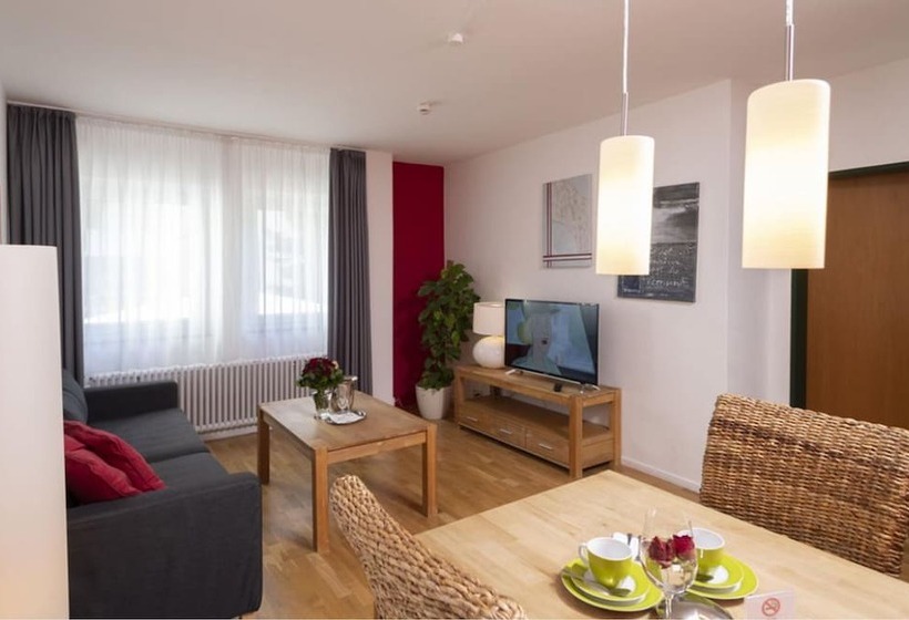 ジュニアスイート, Westerfeld