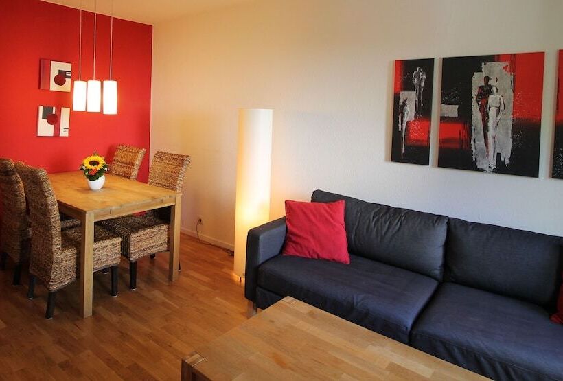 ジュニアスイート, Westerfeld