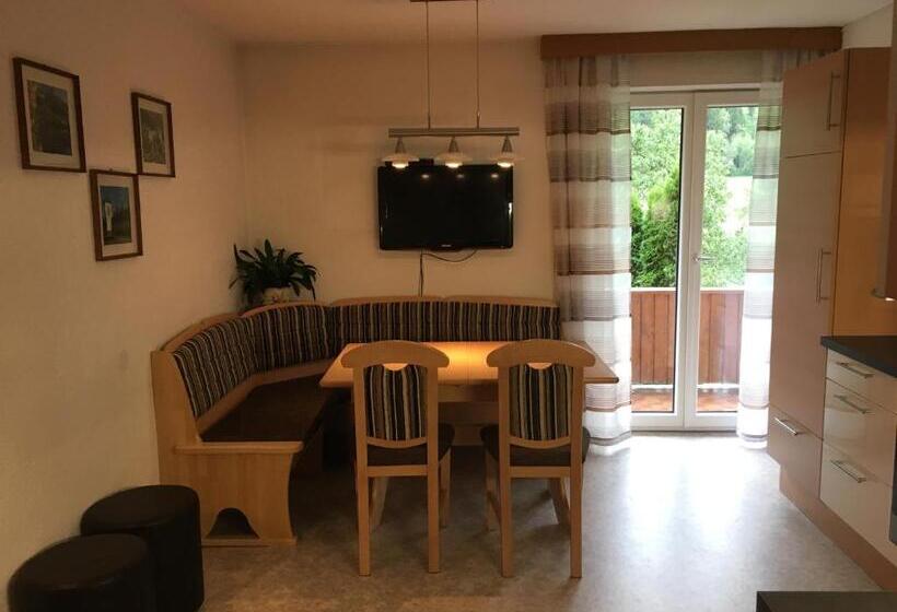 テラス付き１ベッドルームアパートメント, Appartments Stefania