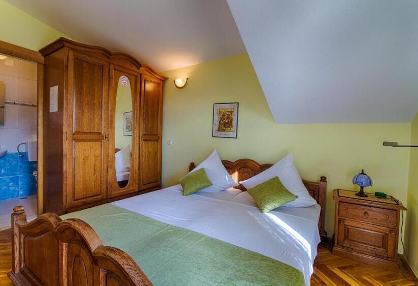 Quarto Estandar com Sacada, Bed & Breakfast Senator