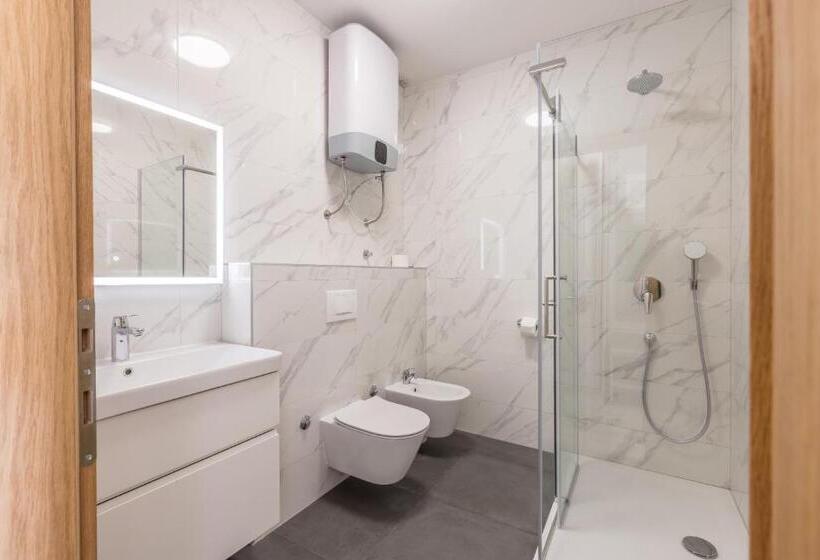 Quarto Deluxe, Bed & Breakfast Senator