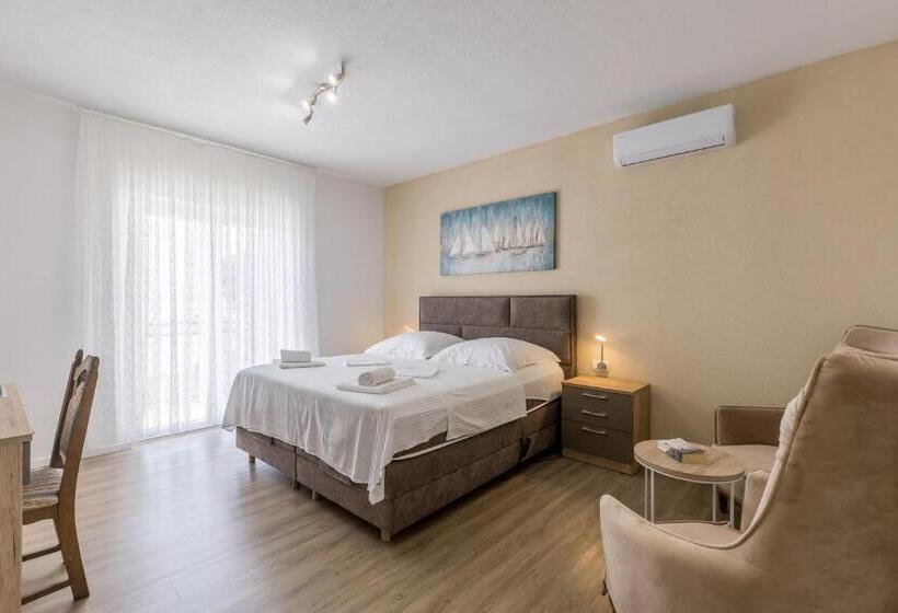 Quarto Deluxe Vista Mar com Sacada, Bed & Breakfast Senator