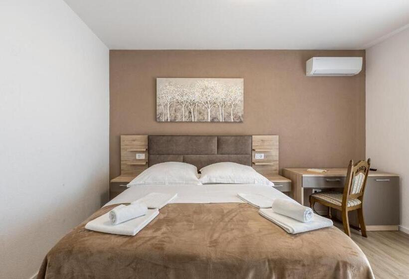 Quarto Deluxe Vista Mar com Sacada, Bed & Breakfast Senator