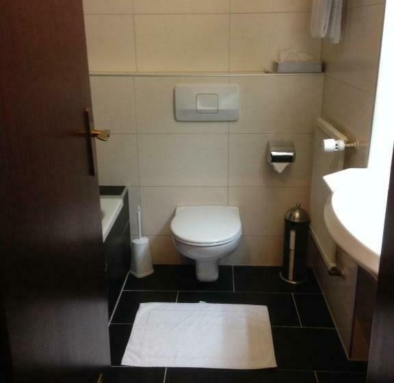 舒适型单人间, City