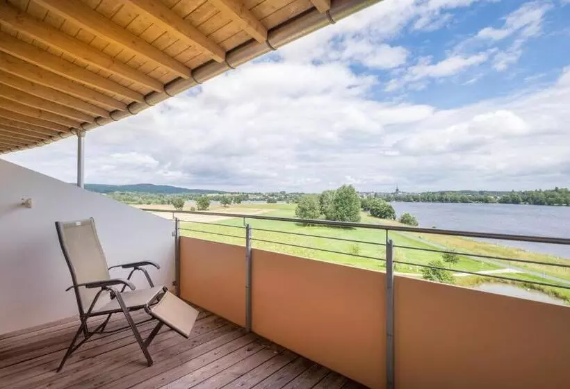 اتاق استاندارد یک نفره, Gesundheitshotel Weißenstadt Am See