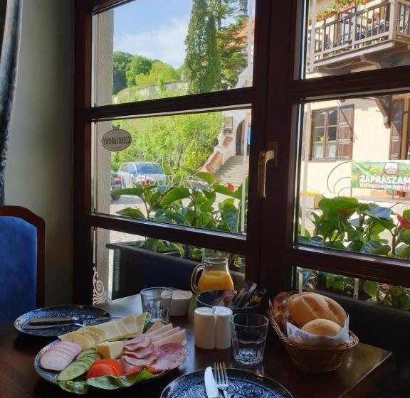 اتاق استاندارد, Agharta