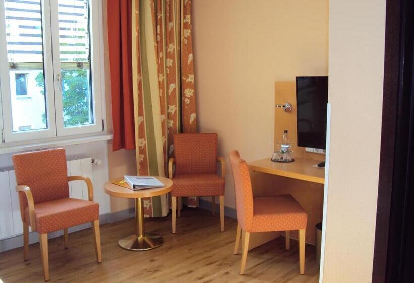 חדר סטנדרט, Alter Kranen